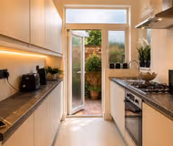 4-bedroom house in North London!