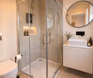 4-bedroom house in North London!