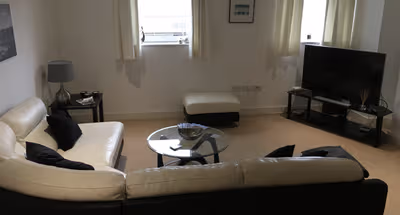1 bed, Waterfront Quarter with parking