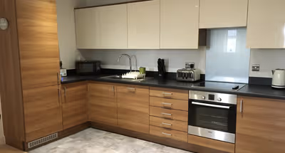 1 bed, Waterfront Quarter with parking