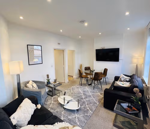 listing-1375234485064010608-0