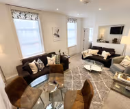 listing-1375234485064010608-7