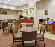 Harvard Ave Apart hotel