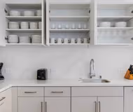 Howard St Apartment
