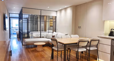 Stylish 2-Bedroom City Apartment