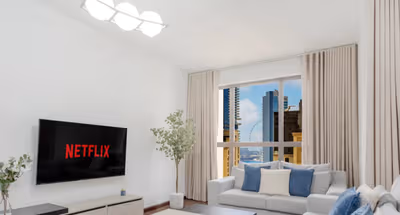 Coastal View 3-Bed Apartment