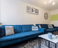 listing-1697114792069919179-4