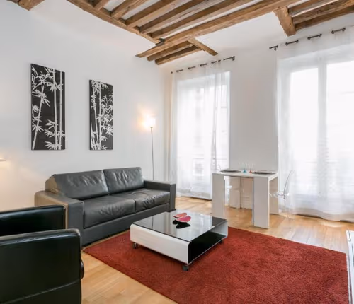 Prime Location in the Heart of Le Marais – Steps from Place des Vosges