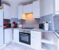 listing-1605892854822897921-7