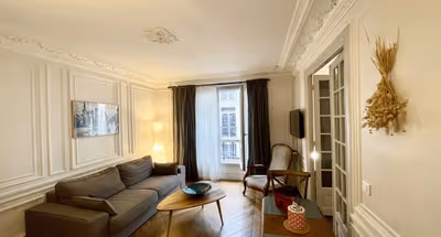 Rue Louise-Émilie de la Tour d'Auvergne Serviced Apartment, Mobility Lease