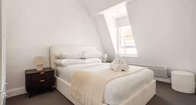2BR Chelsea Apartment | Kings Road & Sloane Square