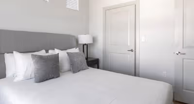 Vista Grande Blvd Apartment