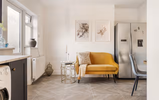 Romford's Best Kept Secret: 4-Bed House w/Parking