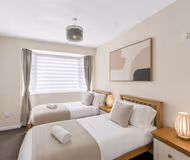 160 Rothersthorpe