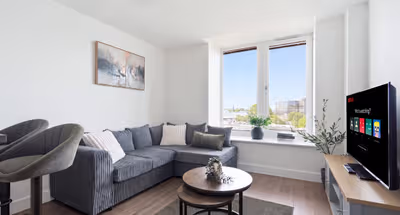Comfortable Stay | Fast Wi-Fi | Near Train Station