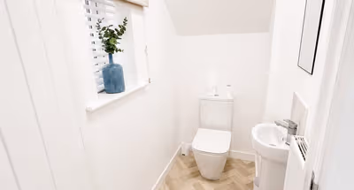 listing-1749878367436242069-2