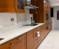 listing-1751678516962875455-6