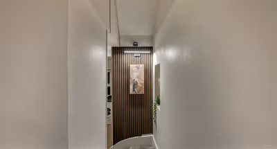 listing-1732627592328470471-1