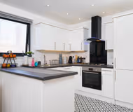 Ocean Wharf Apartment