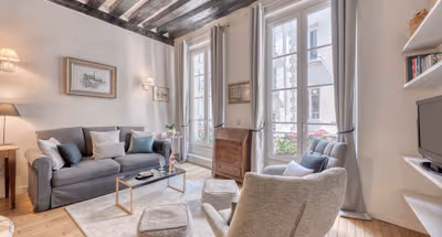 Rue Jean-Jacques Rousseau Serviced Apartment