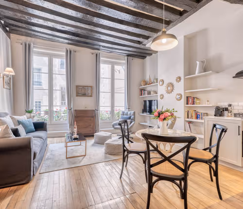 Rue Jean-Jacques Rousseau Serviced Apartment