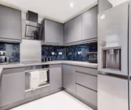 listing-1570425854300393148-7