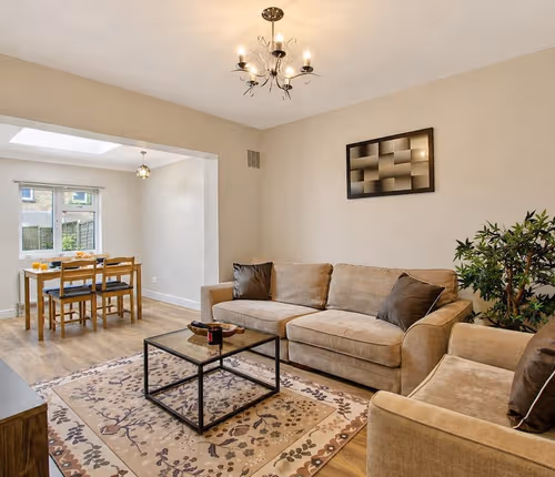 listing-1677558249747293173-0