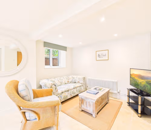 listing-1760923669731576393-0