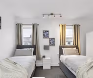 Sleeps 7 | Ipswich | Contractors Welcome