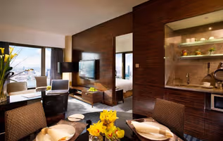 Harbour View Suites