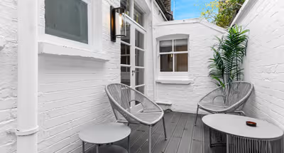 listing-1280423412786938666-1