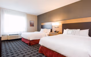 Edmonton South Apart Hotel