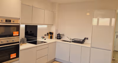 listing-1639135866114132385-2