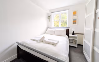 Lakeside 2BR | 2 Baths | Parking | Sleeps 6