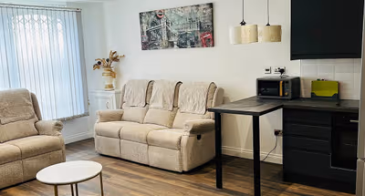 listing-1578923259686386254-2