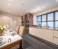 Luxury 4-Bed Apartment in Mayfair