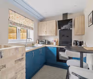 listing-1697497258422967465-4