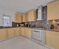 listing-5416271204188160-3