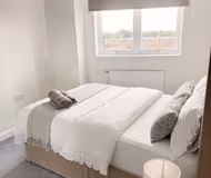 2 Bed • Free Parking • Wi‑Fi • Heathrow Airport