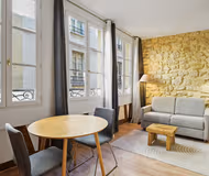 Sauveur VI | Serviced 1-Bedroom for Work