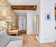 Sauveur VI | Serviced 1-Bedroom for Work