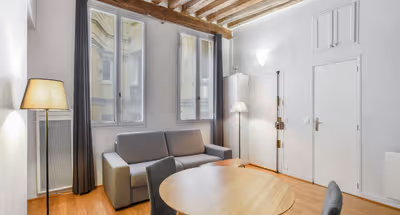 Argout IV | Serviced 1-Bedroom for Work