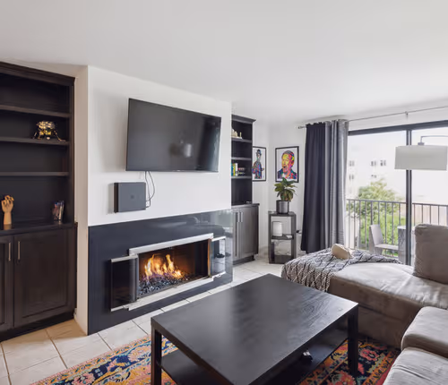 Los Angeles Furnished Condo