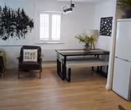 Modern Haydock 2BR | Gated Parking | Near Liverpool