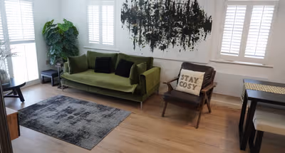 Modern Haydock 2BR | Gated Parking | Near Liverpool