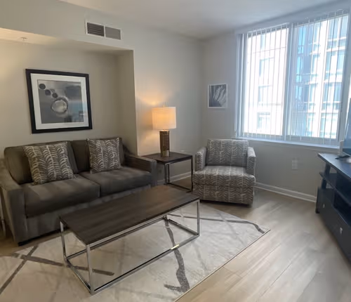 listing-1462462206053914297-10