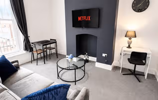 The Retreat - Quayside Serviced Apartment