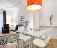 Reloj Serviced apartment