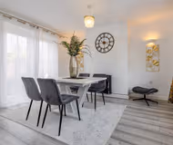 listing-1660965972558597850-3