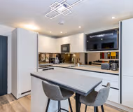 listing-1764410064753112037-6